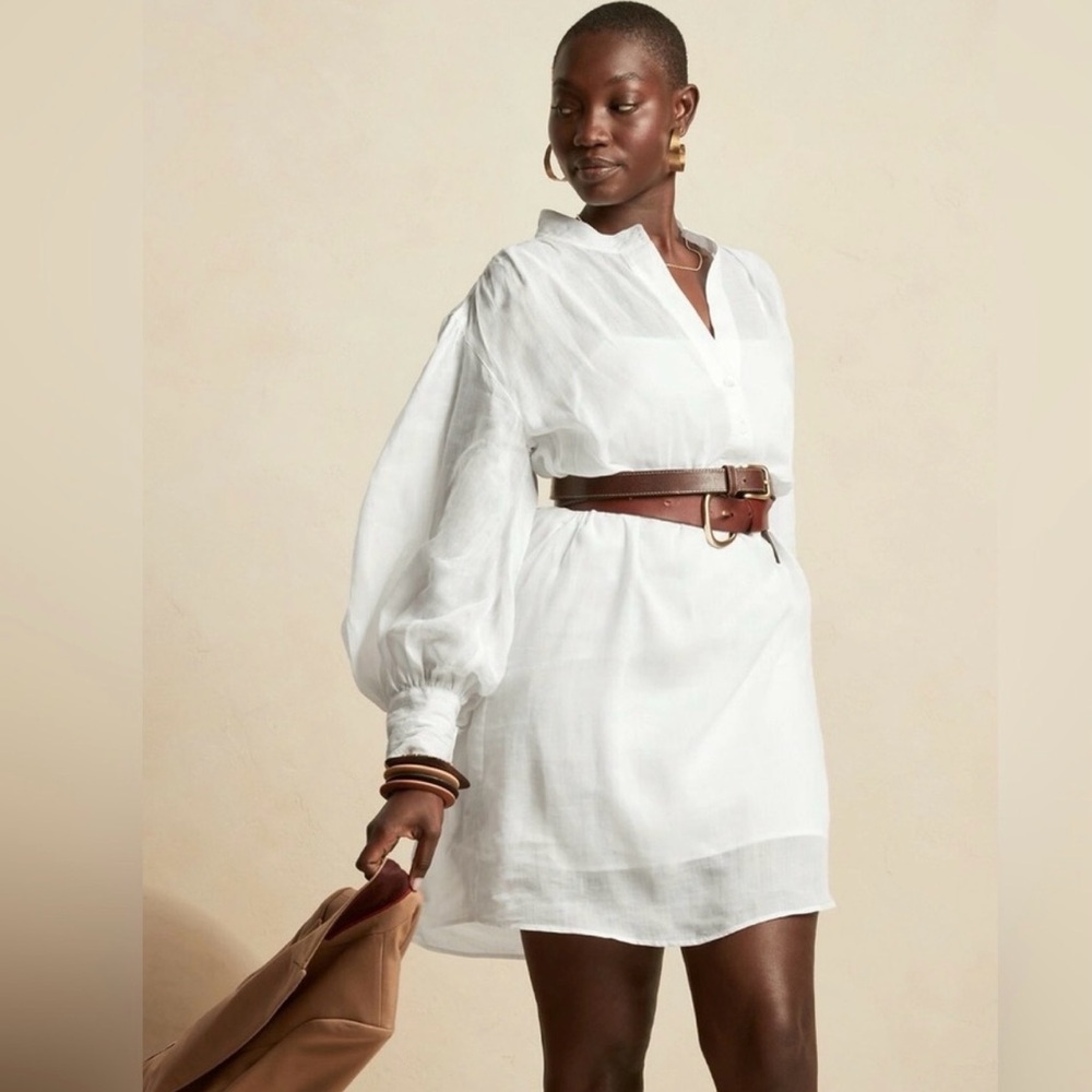 New white shirt dress fr BR. Cute as is or add your own belt.
